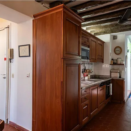 Charming 2br Near Bastille