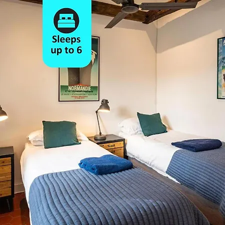 Charming 2br Near Bastille شقة